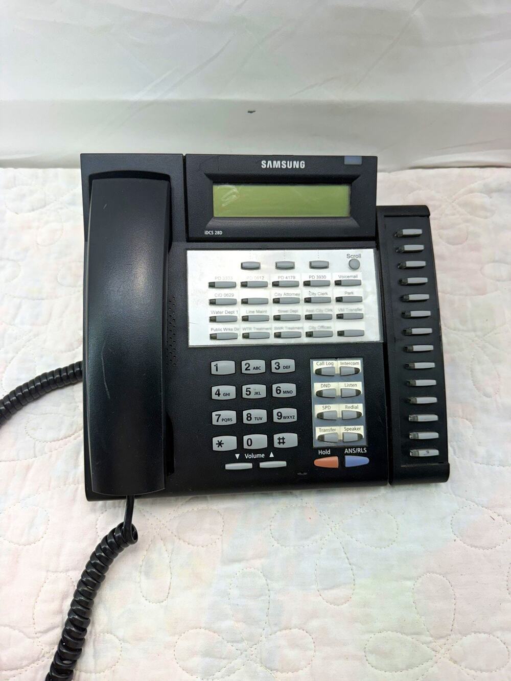 Samsung iDCS 28D 28-Line Business Desk Phone Black Speakerphone Wall Mount